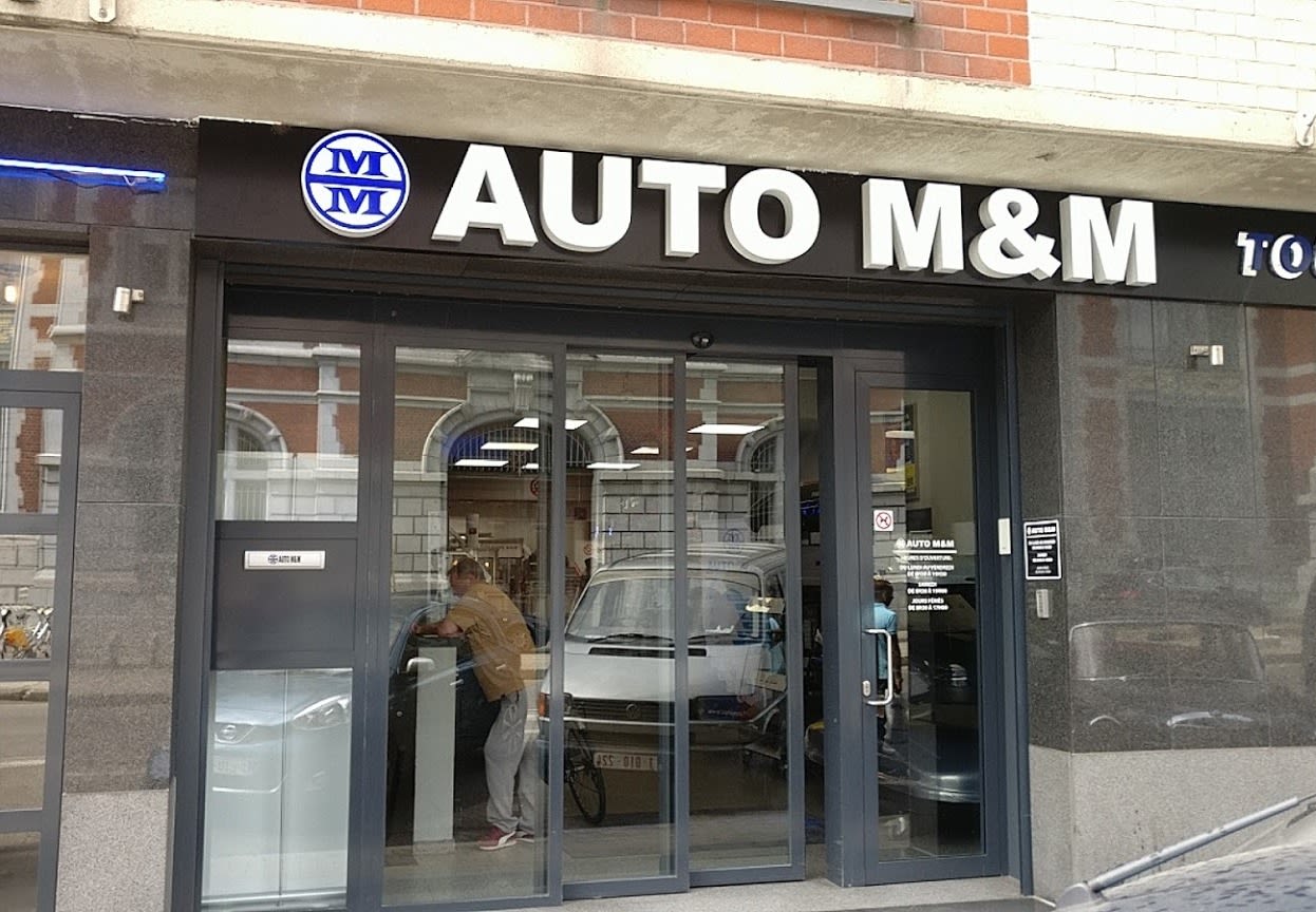 Auto M&M