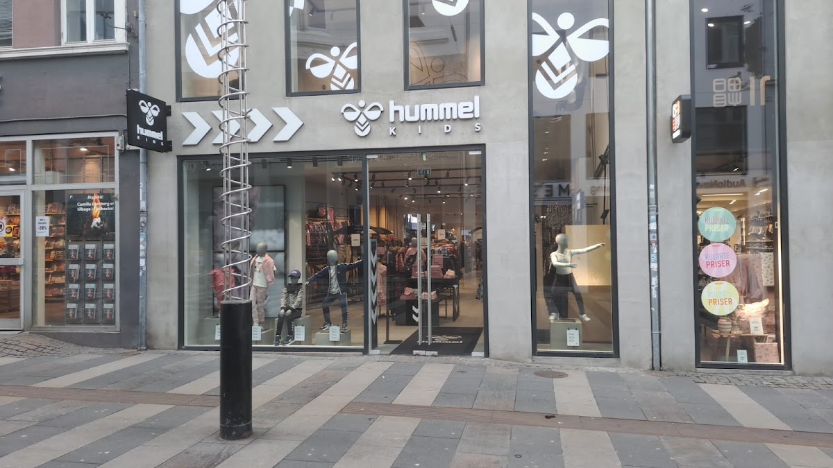 Hummel kids store
