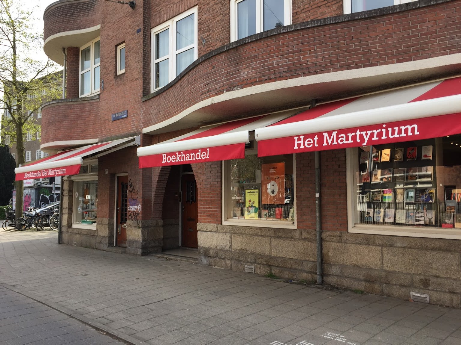 Bookstore Martyrium