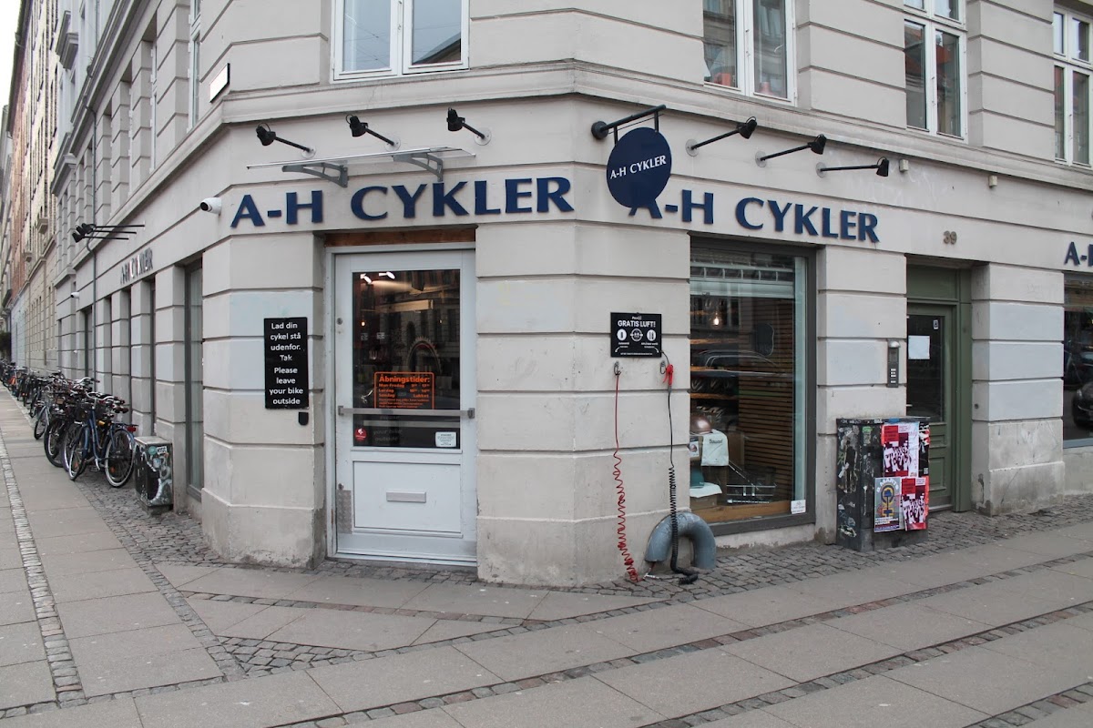 A H Cycles