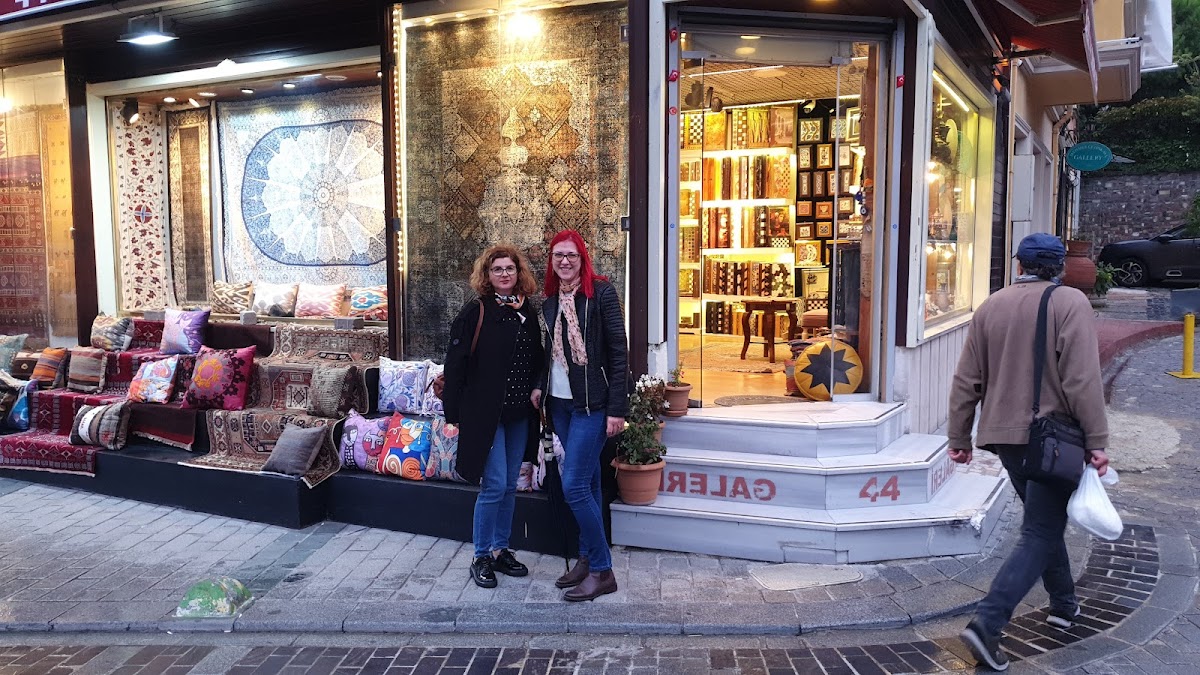Galeri 44 Mozaik Rug Store