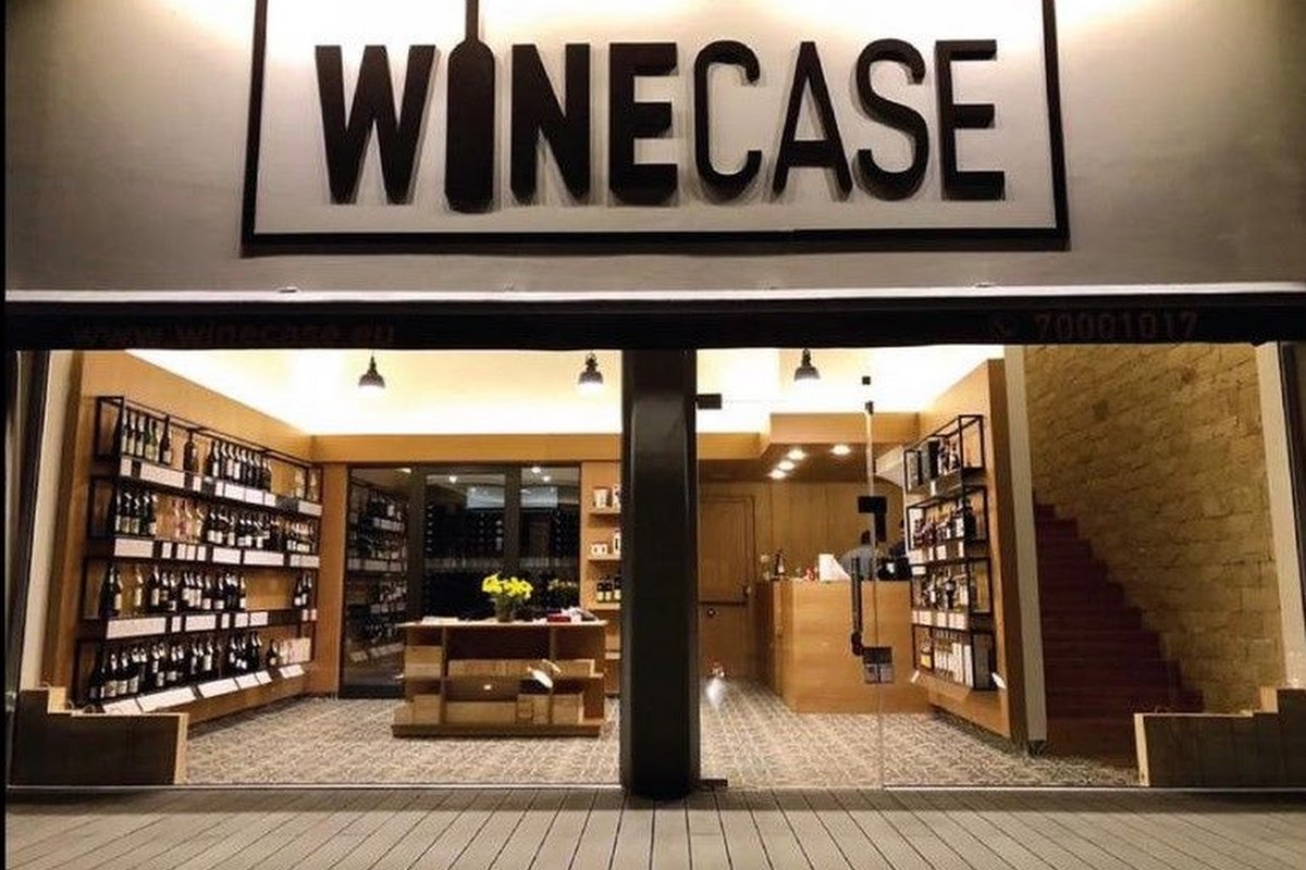 Wine Case
