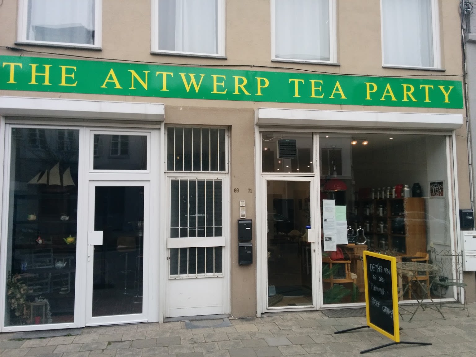 The Antwerp Tea Party