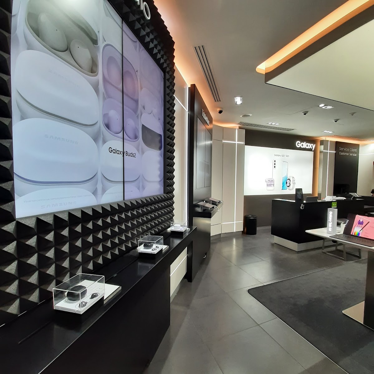 Samsung Experience Store