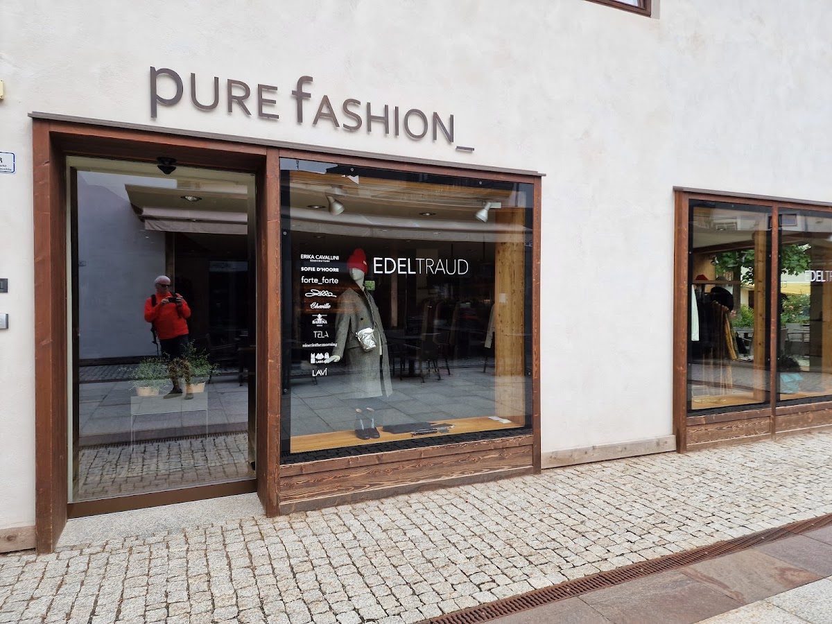 Edeltraud Pure Fashion